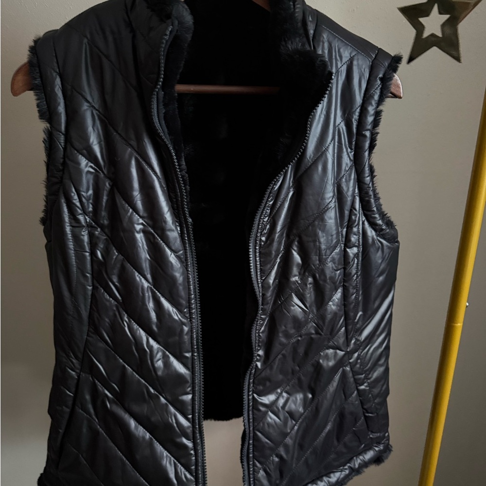 Nicole Miller Reversible Faux Fur Vest Black Quilted Puffer Vest Size M - Picture 4 of 5